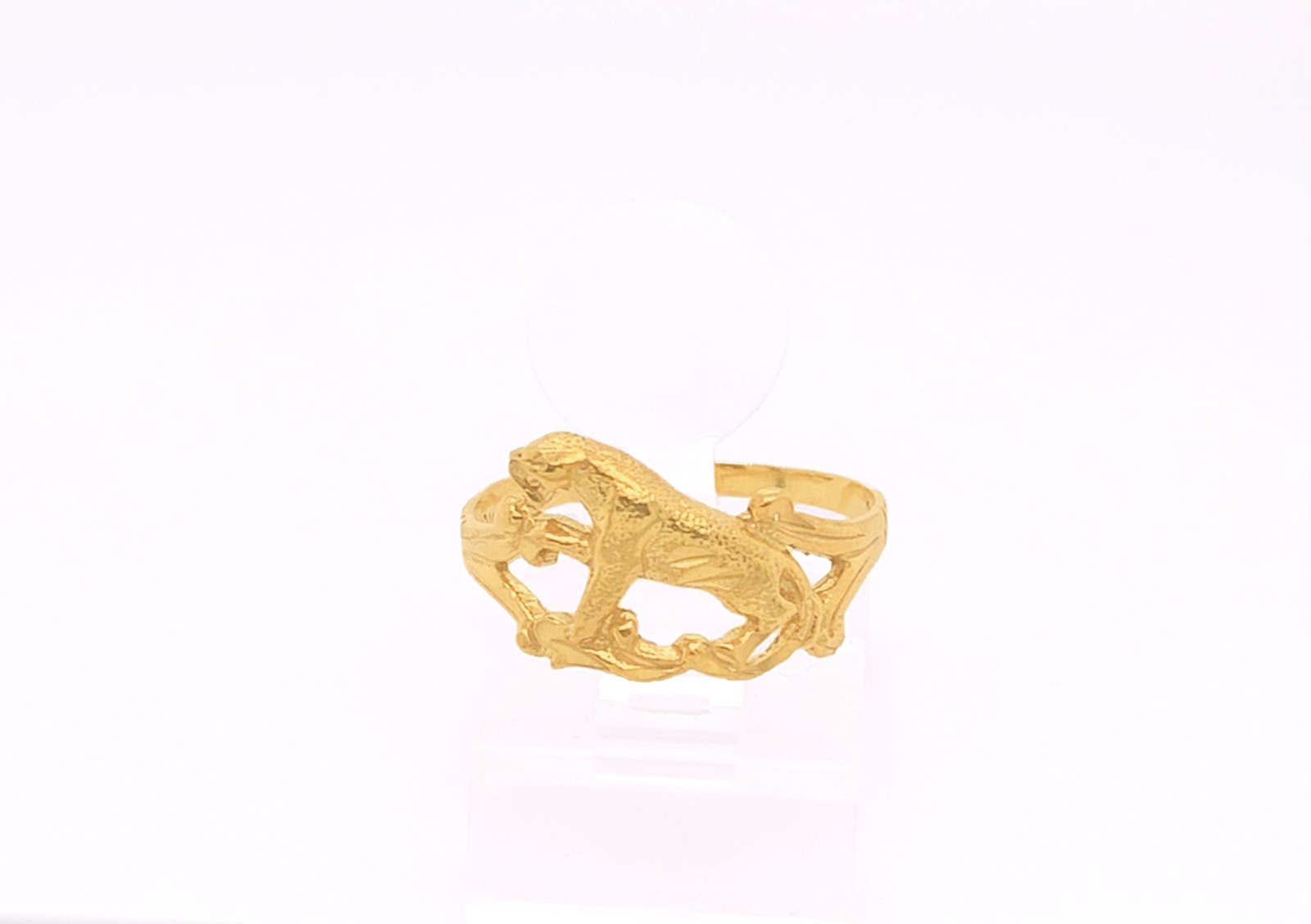 Gold Ladie Ring