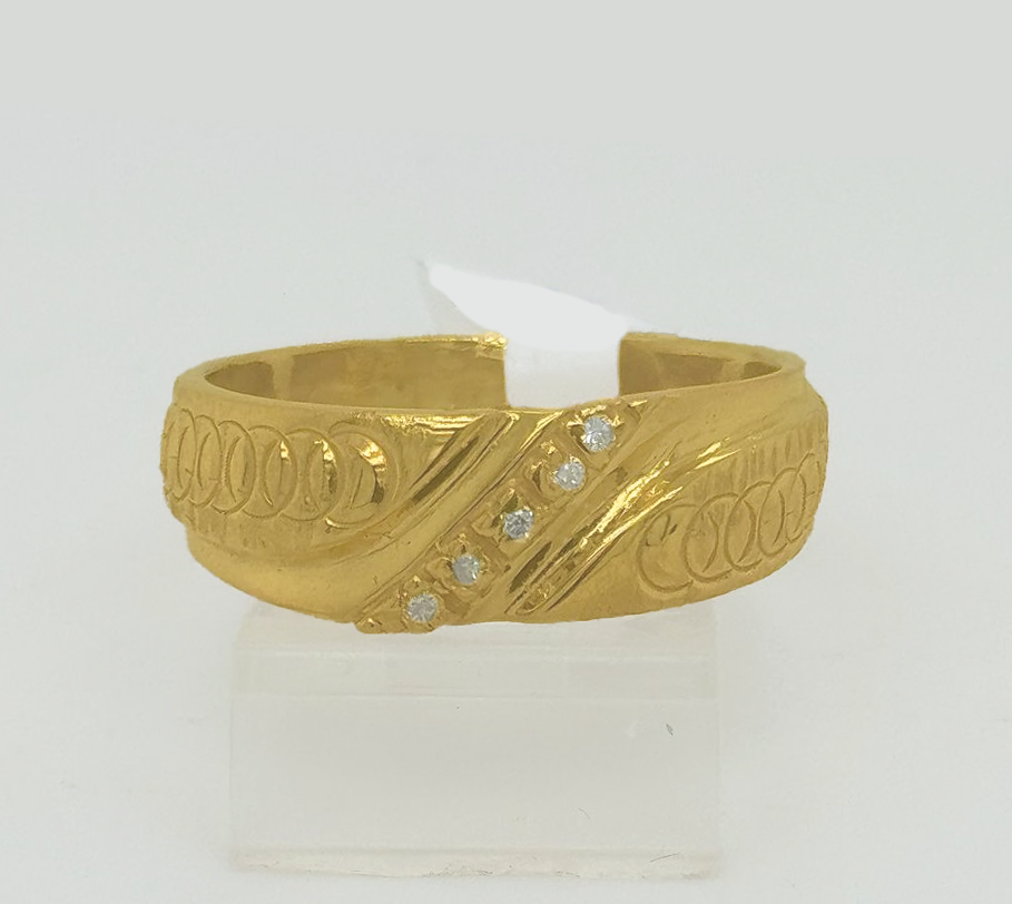 Gold Gent Wedding Ring