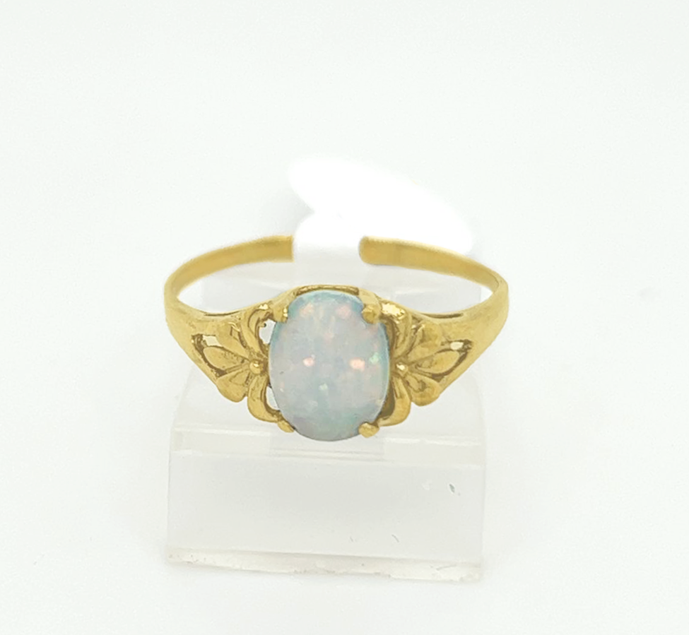 Gold Ladie Ring