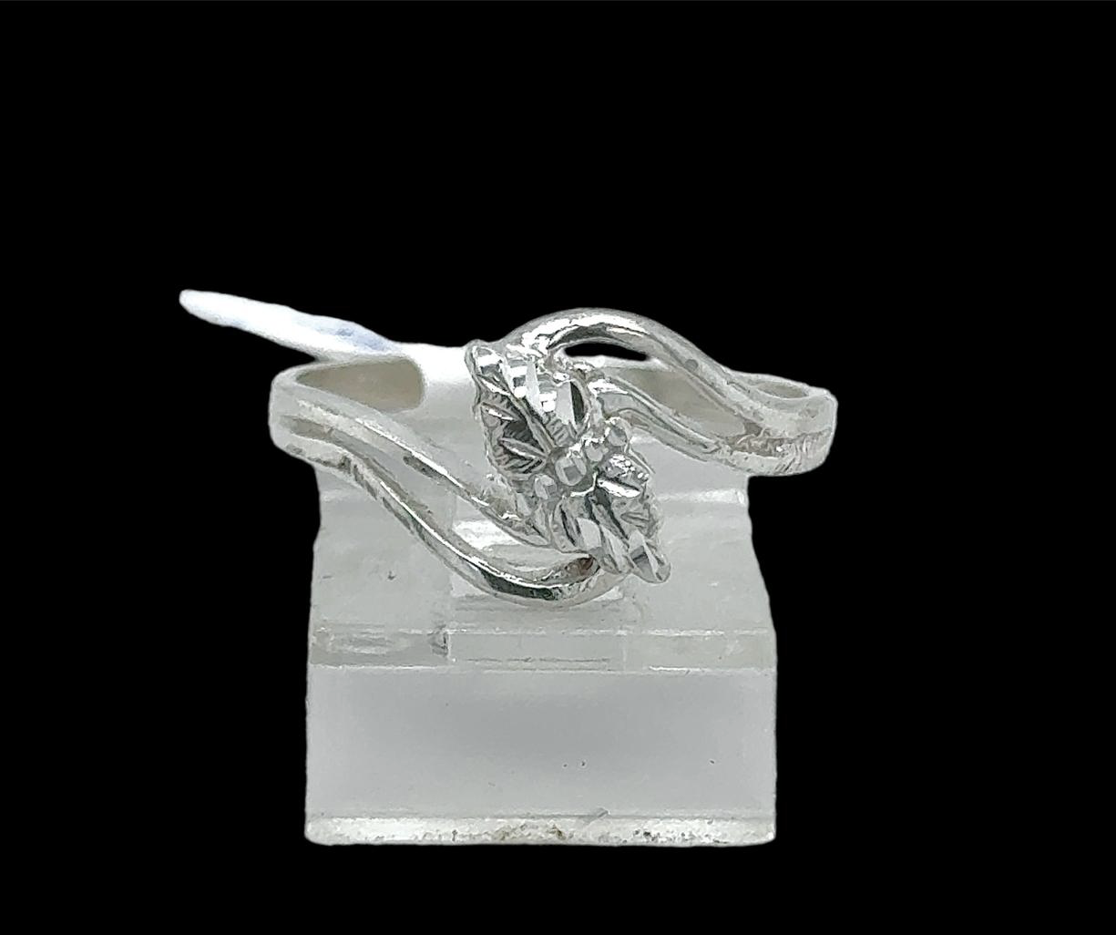Silver Ladie Ring