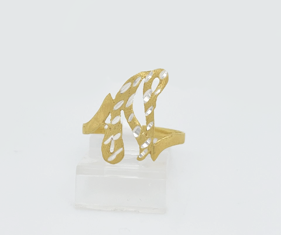 Gold Ladie Ring