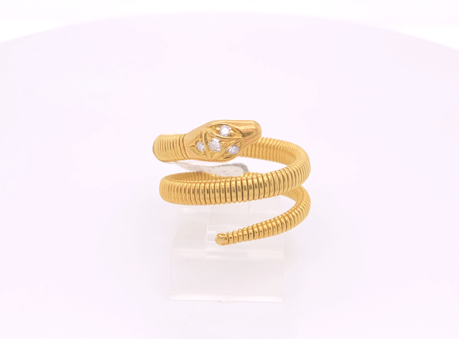 Gold Ladie Ring