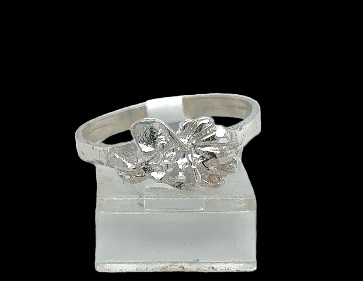Silver Ladie Ring