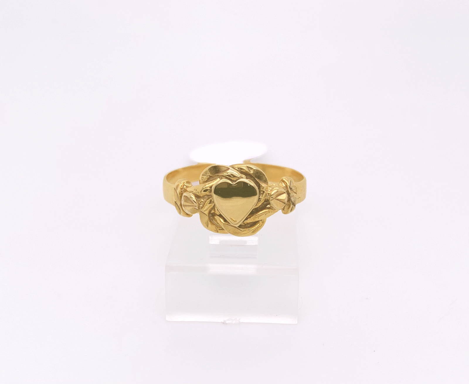 Gold Ladie Ring