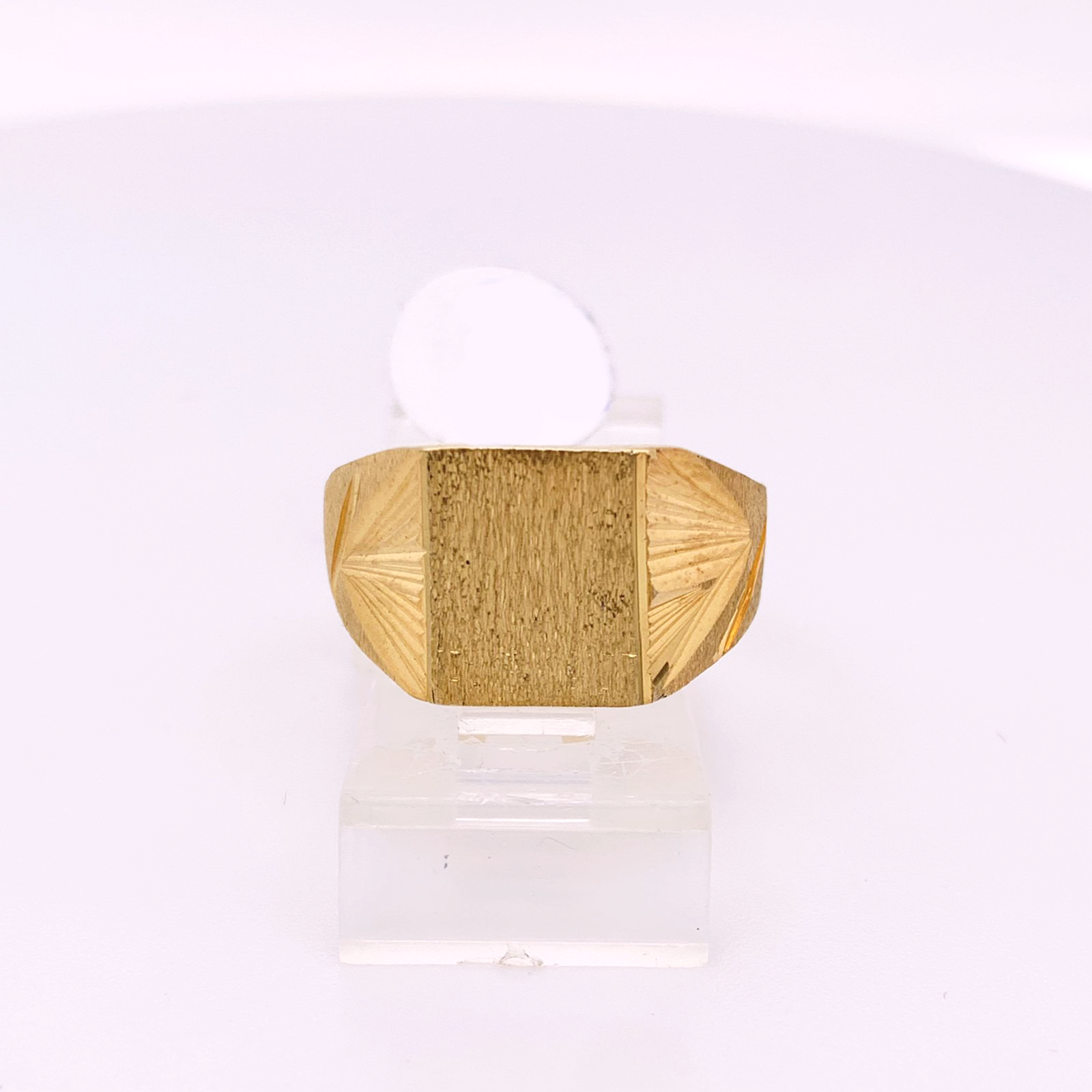 Gold Gent Wedding Ring