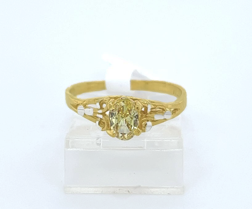 Gold Ladie Ring