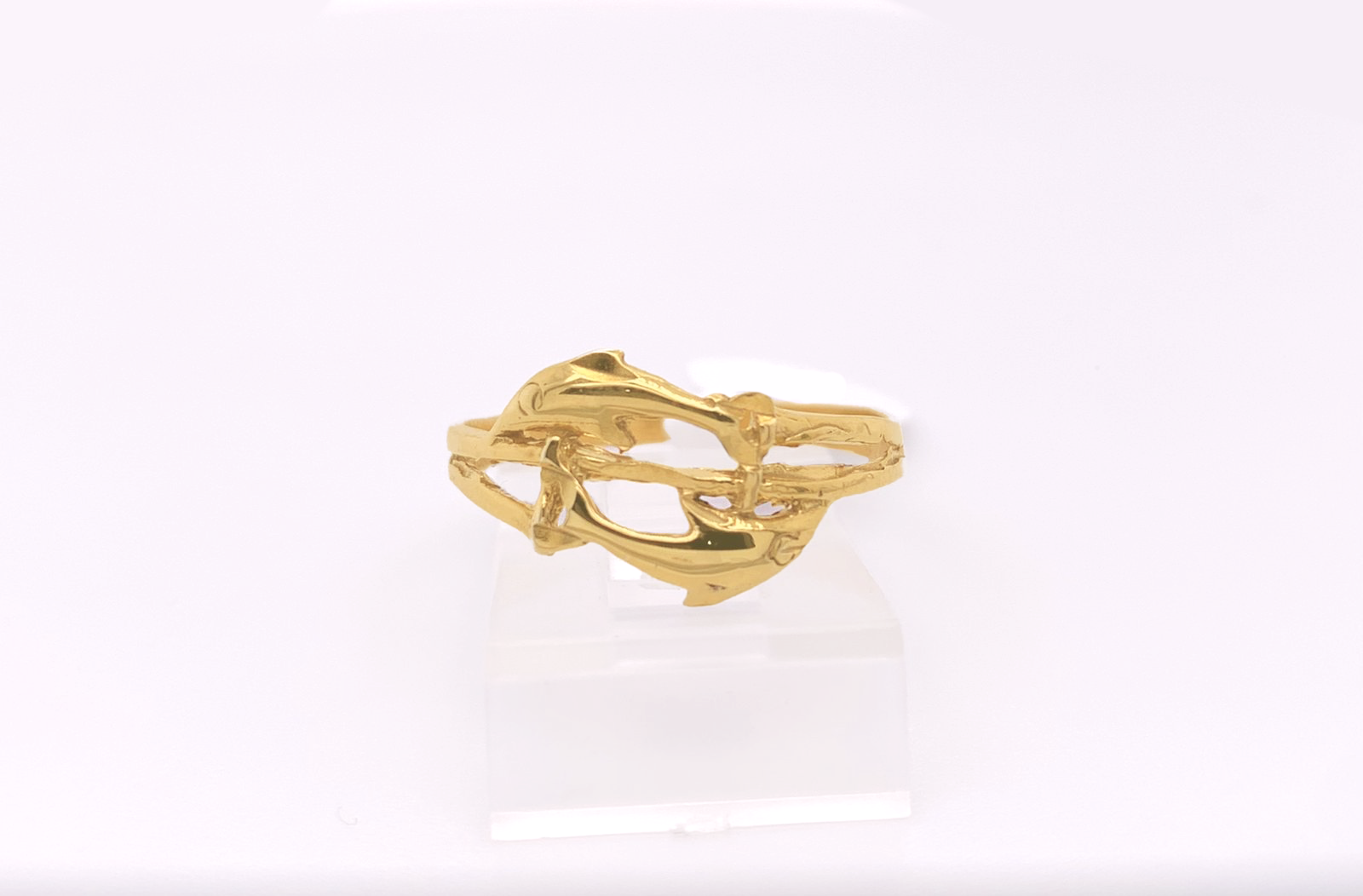 Gold Ladie Ring
