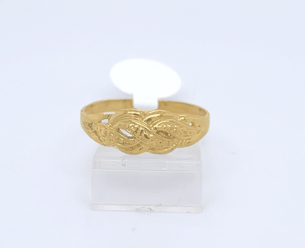 Gold Ladie Ring