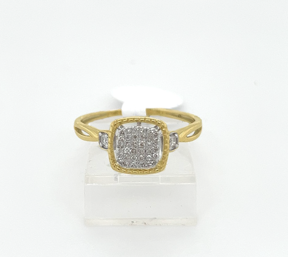 Gold Diamond Engagement Ring
