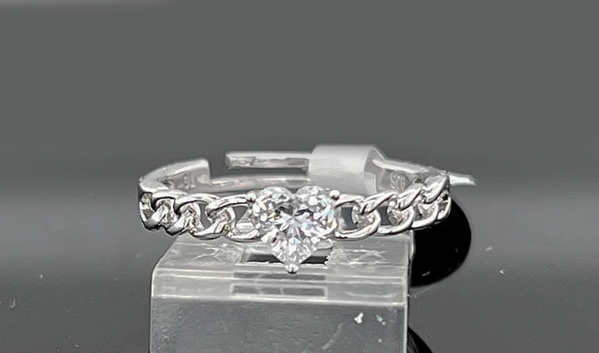 Silver Ladie Ring
