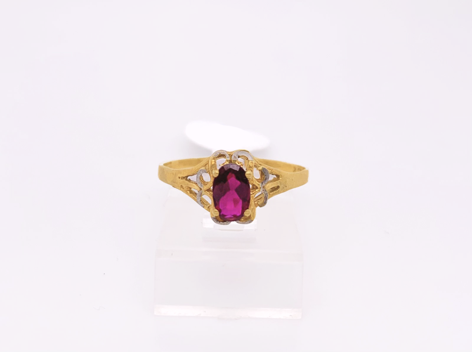 Gold Ladie Ring