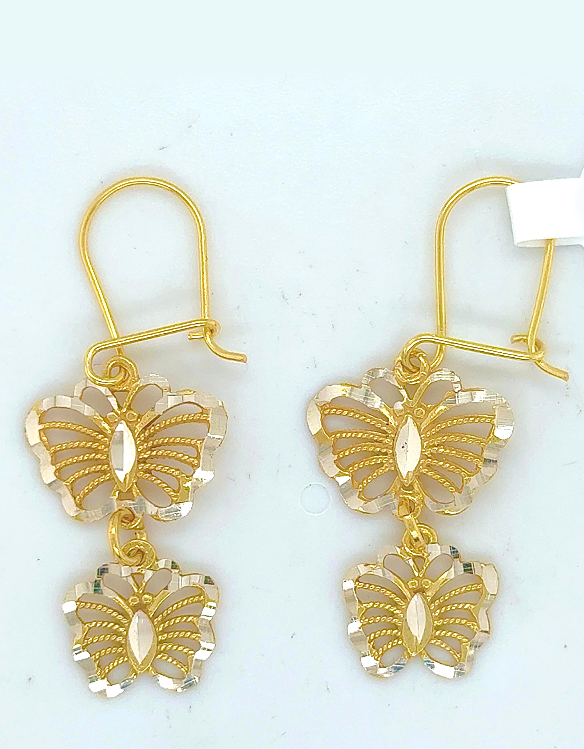 Gold Hanging Earring