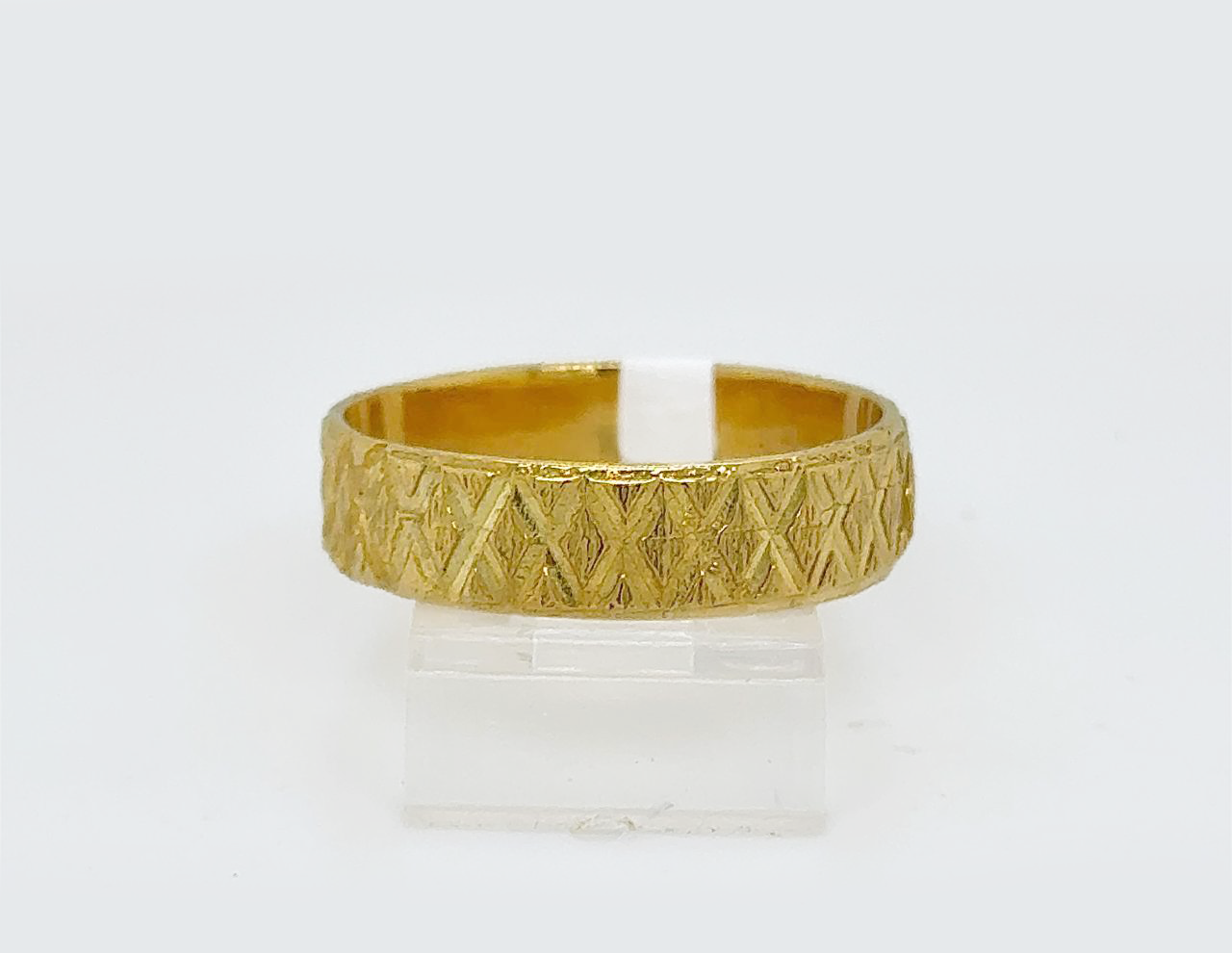 Gold Gent Wedding Ring