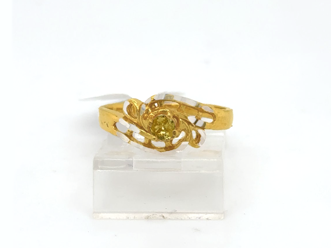Gold Ladie Ring