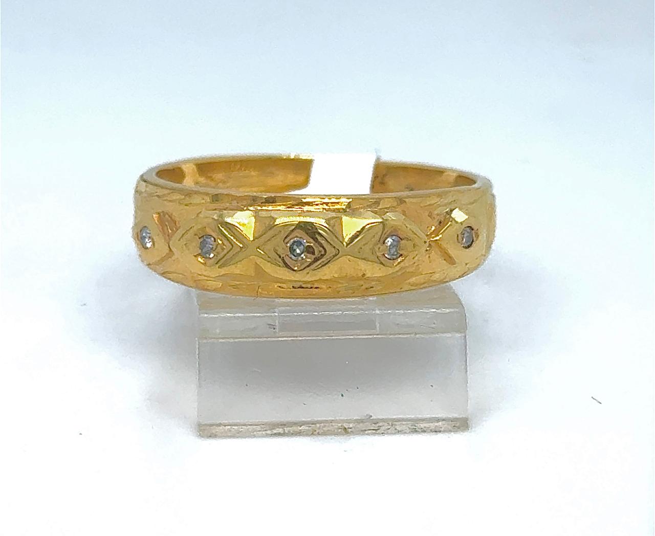 Gold Gent Wedding Ring