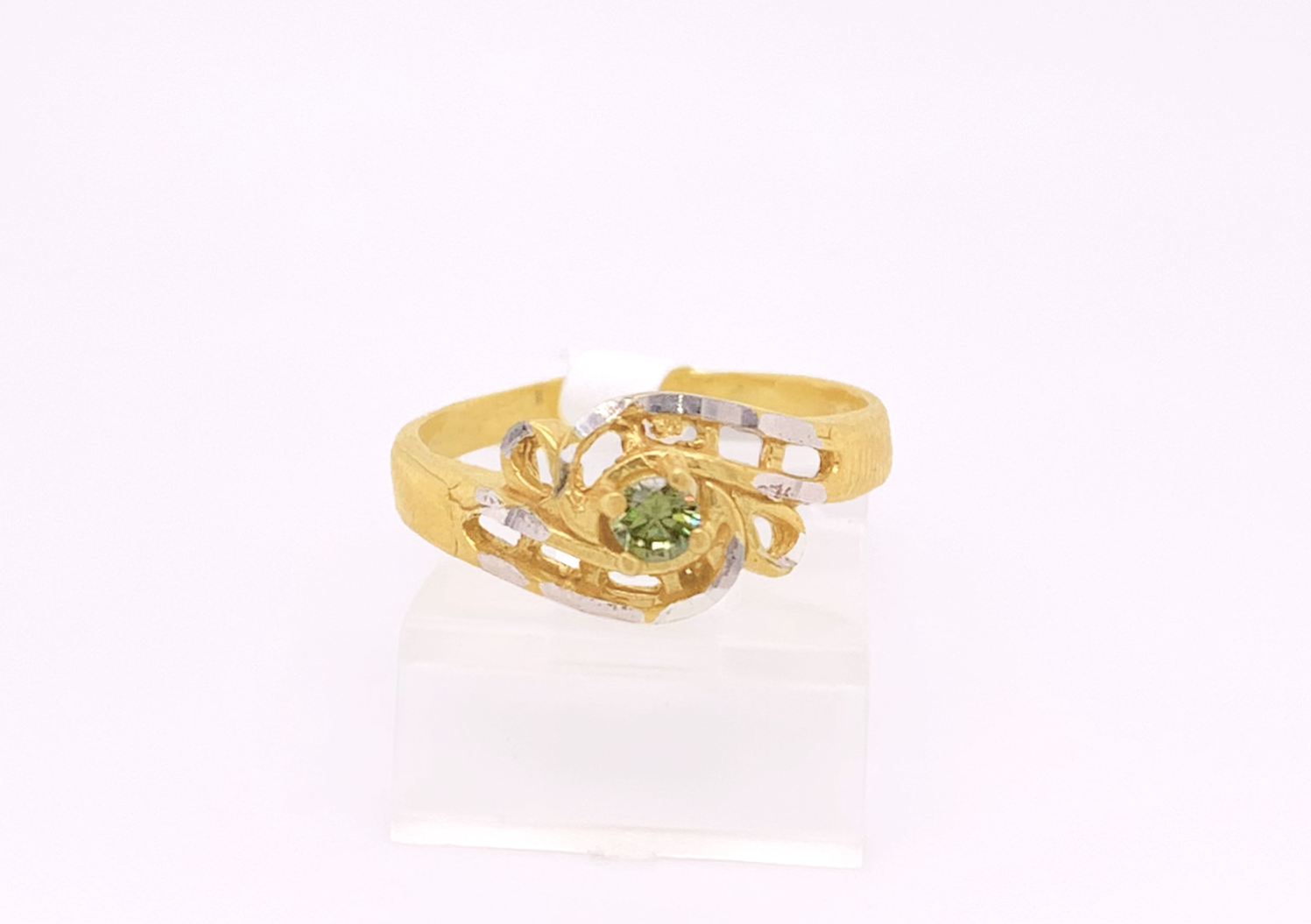 Gold Ladie Ring