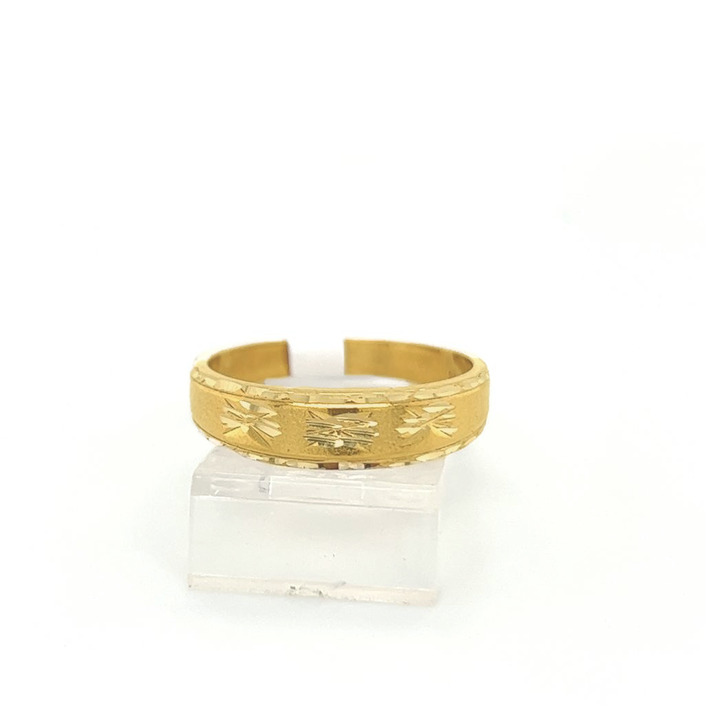 Gold Gent Wedding Ring