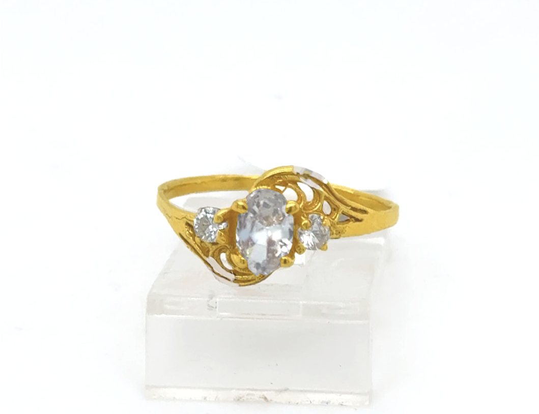 Gold Ladie Ring