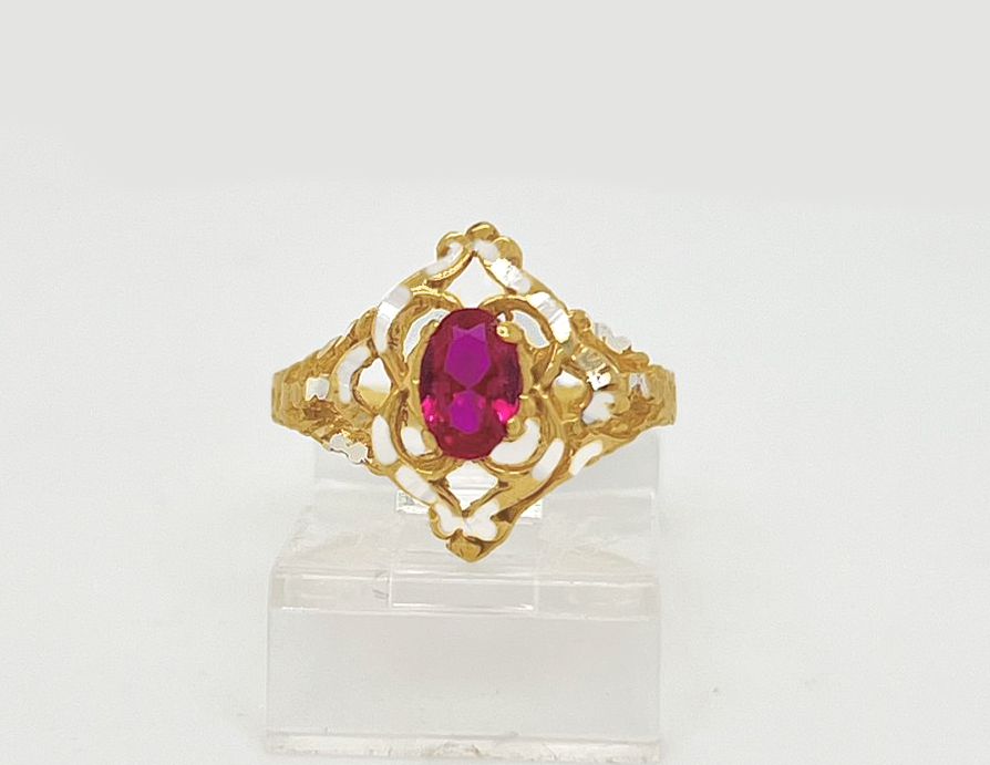 Gold Ladie Ring