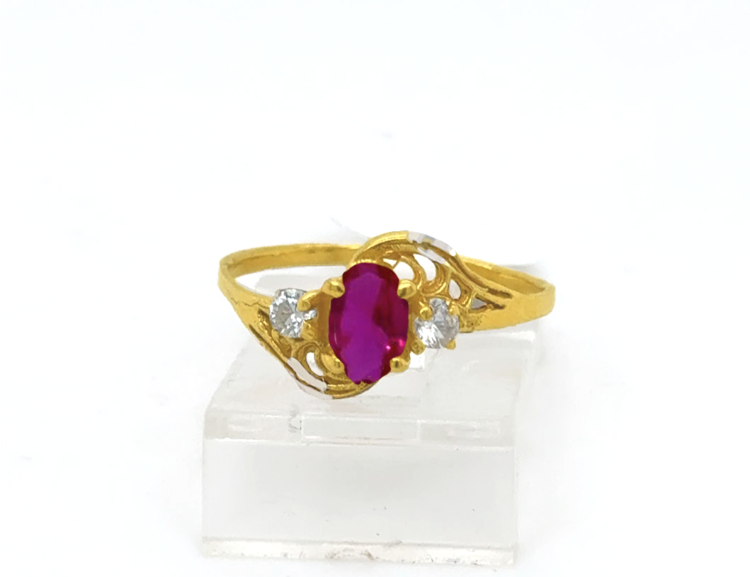 Gold Ladie Ring