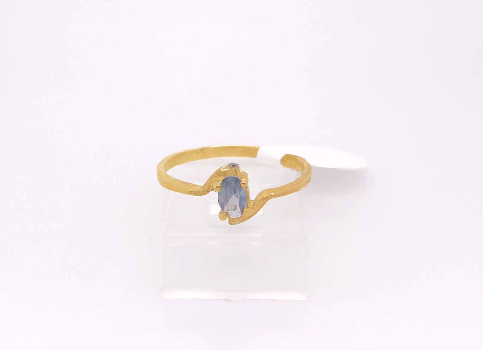 Gold Ladie Ring