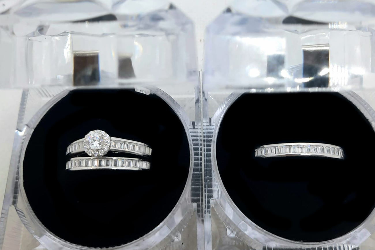Silver His and Her Wedding Set