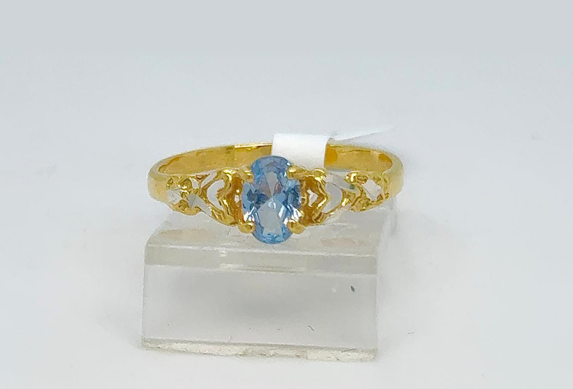 Gold Ladie Ring