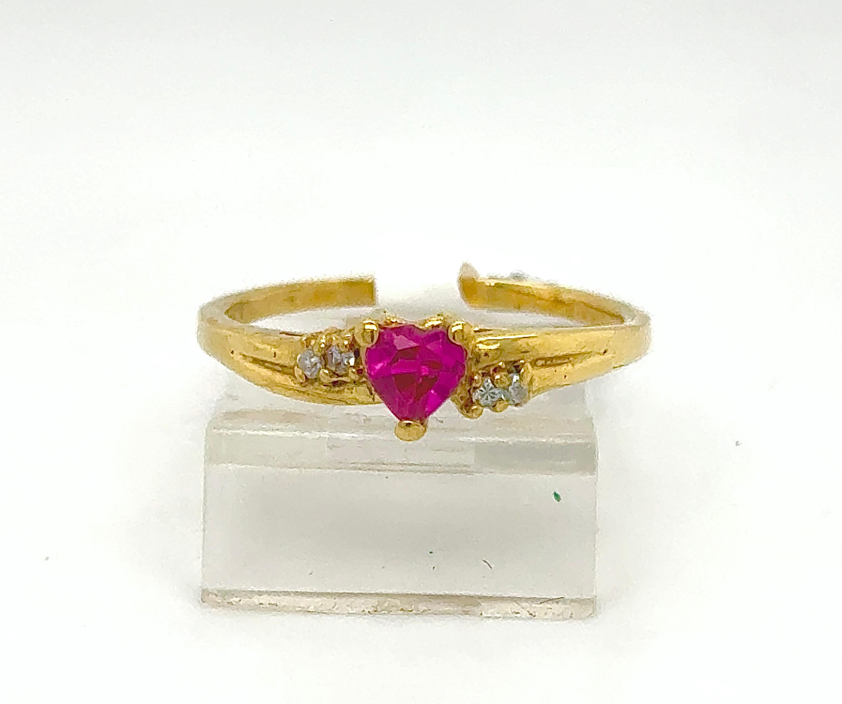 Gold Ladie Ring