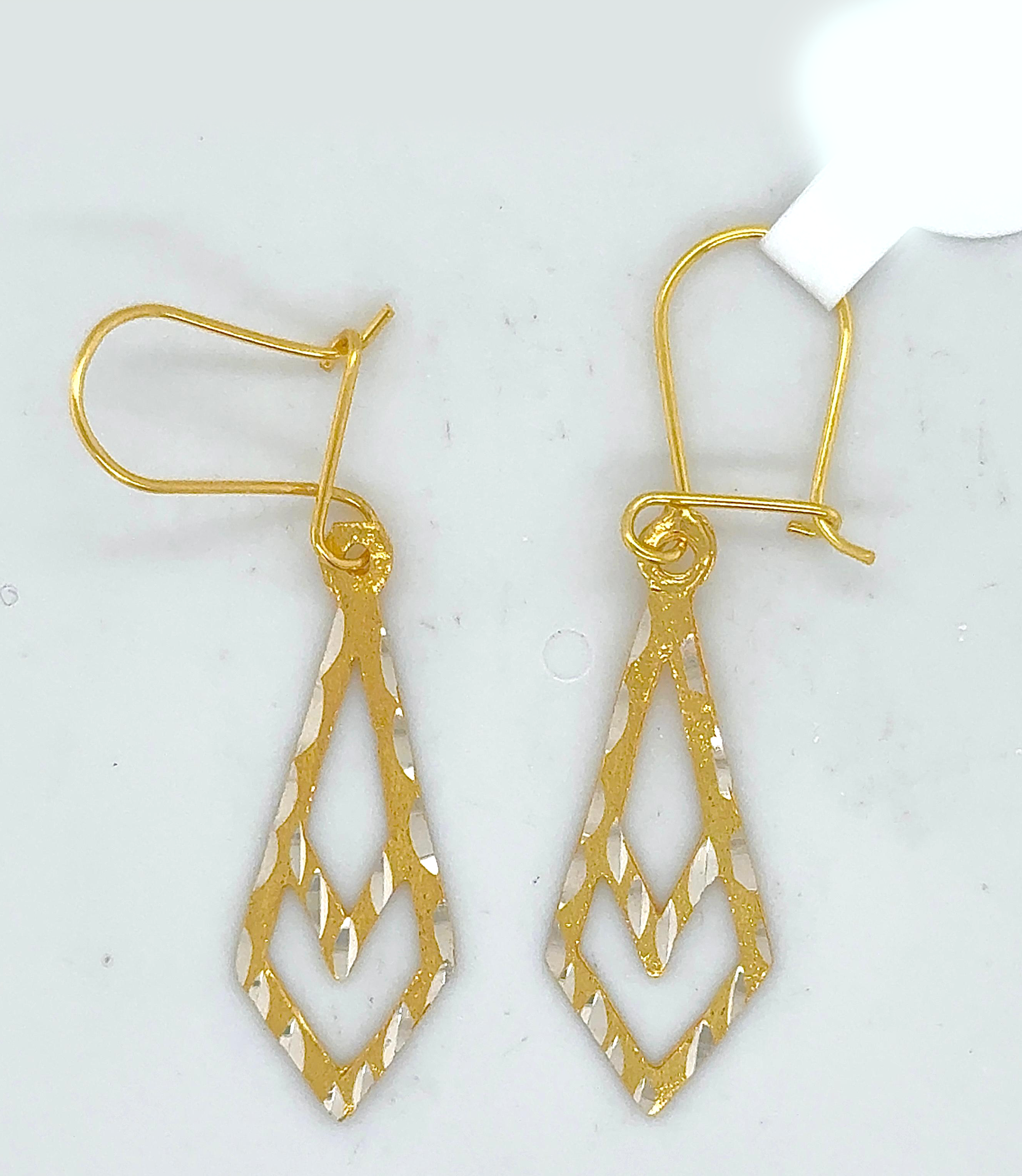 Gold Hanging Earring
