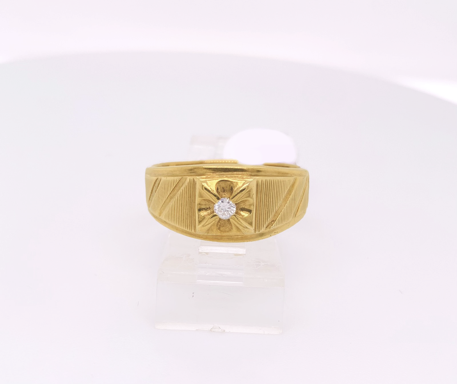 Gold Gent Wedding Ring