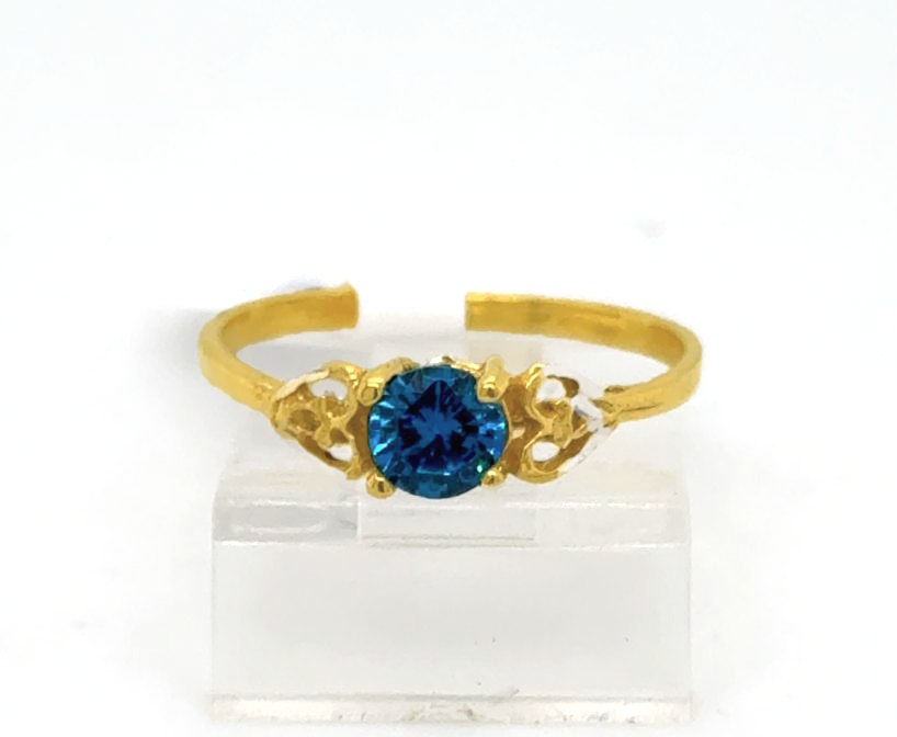 Gold Ladie Ring