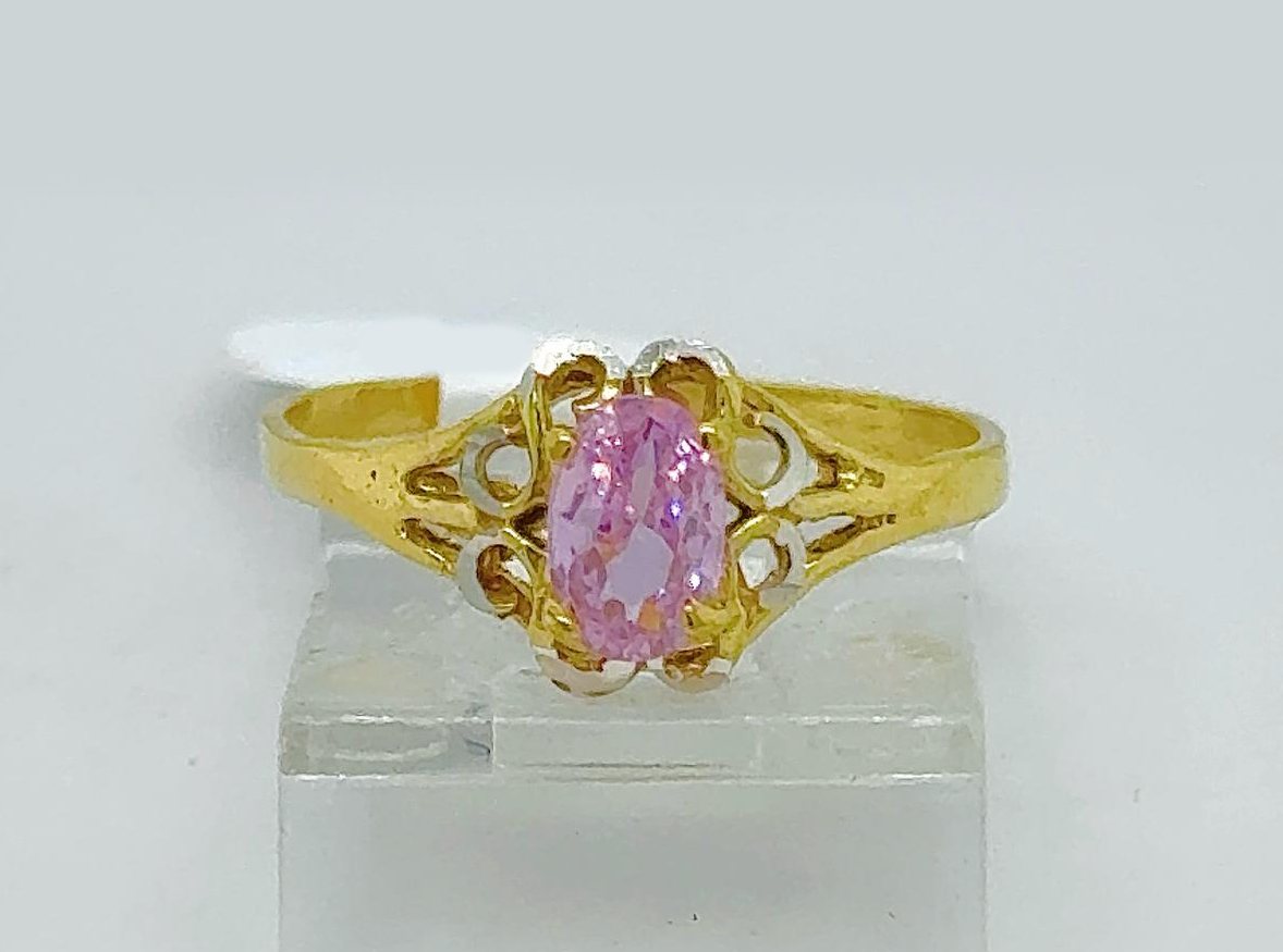 Gold Ladie Ring
