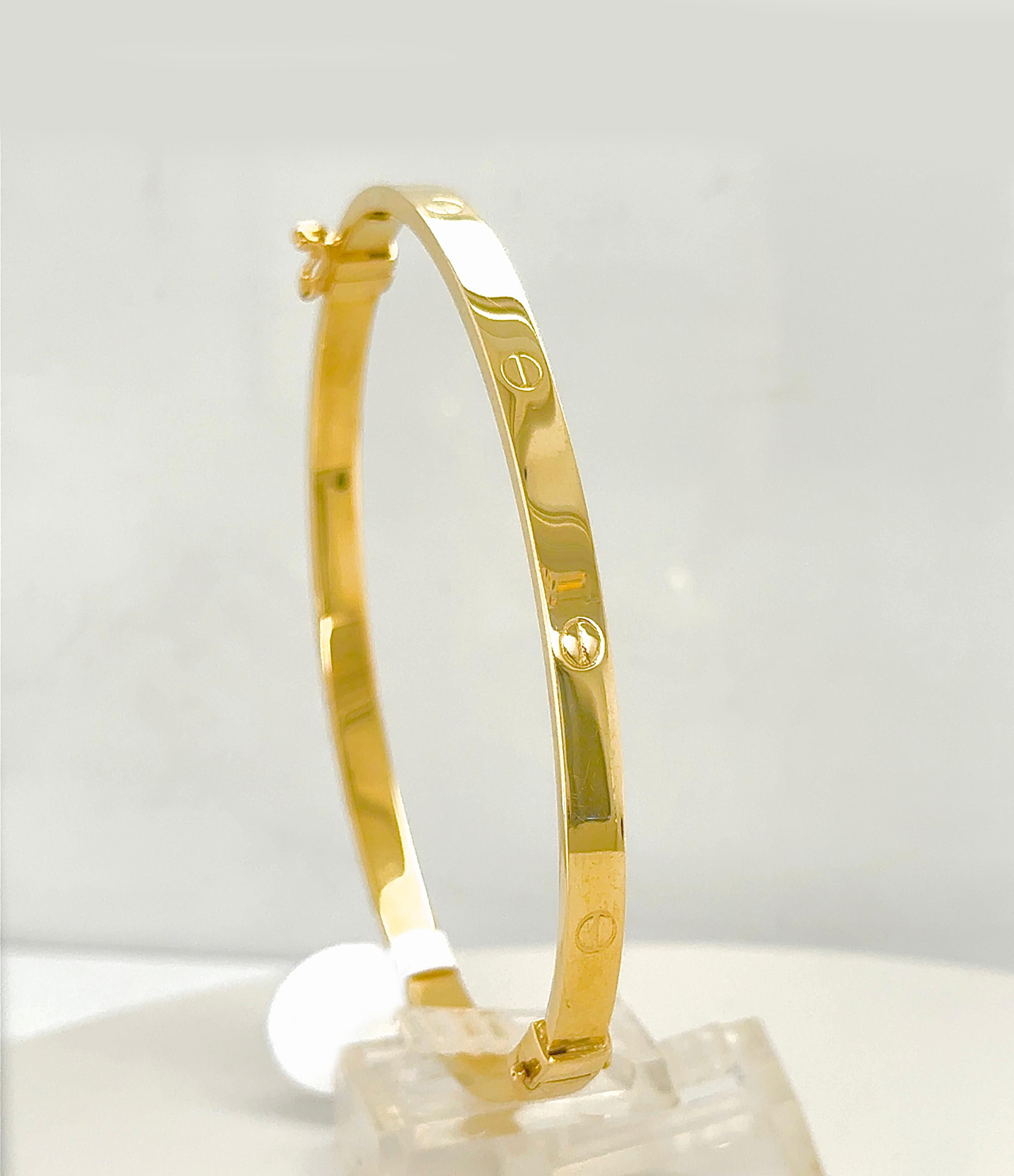 Gold Ladie Bracelet