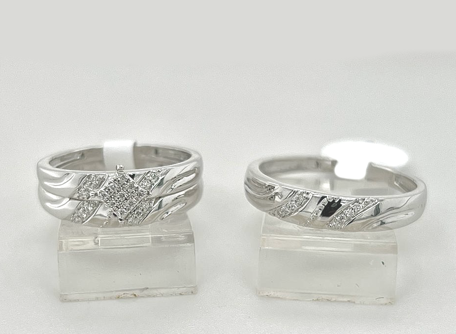 Gold His and Her Wedding Set