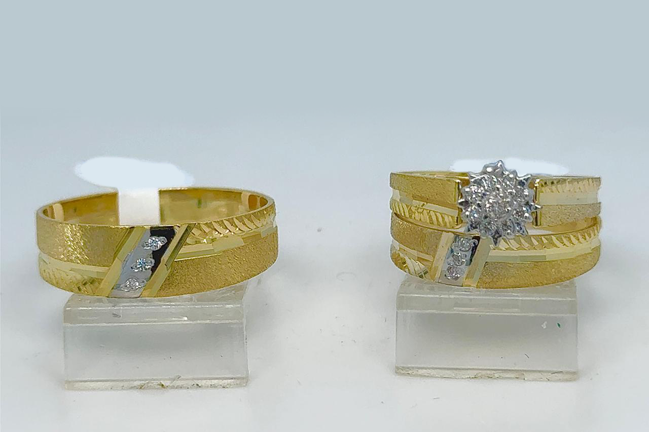 Gold His and Her Wedding Set