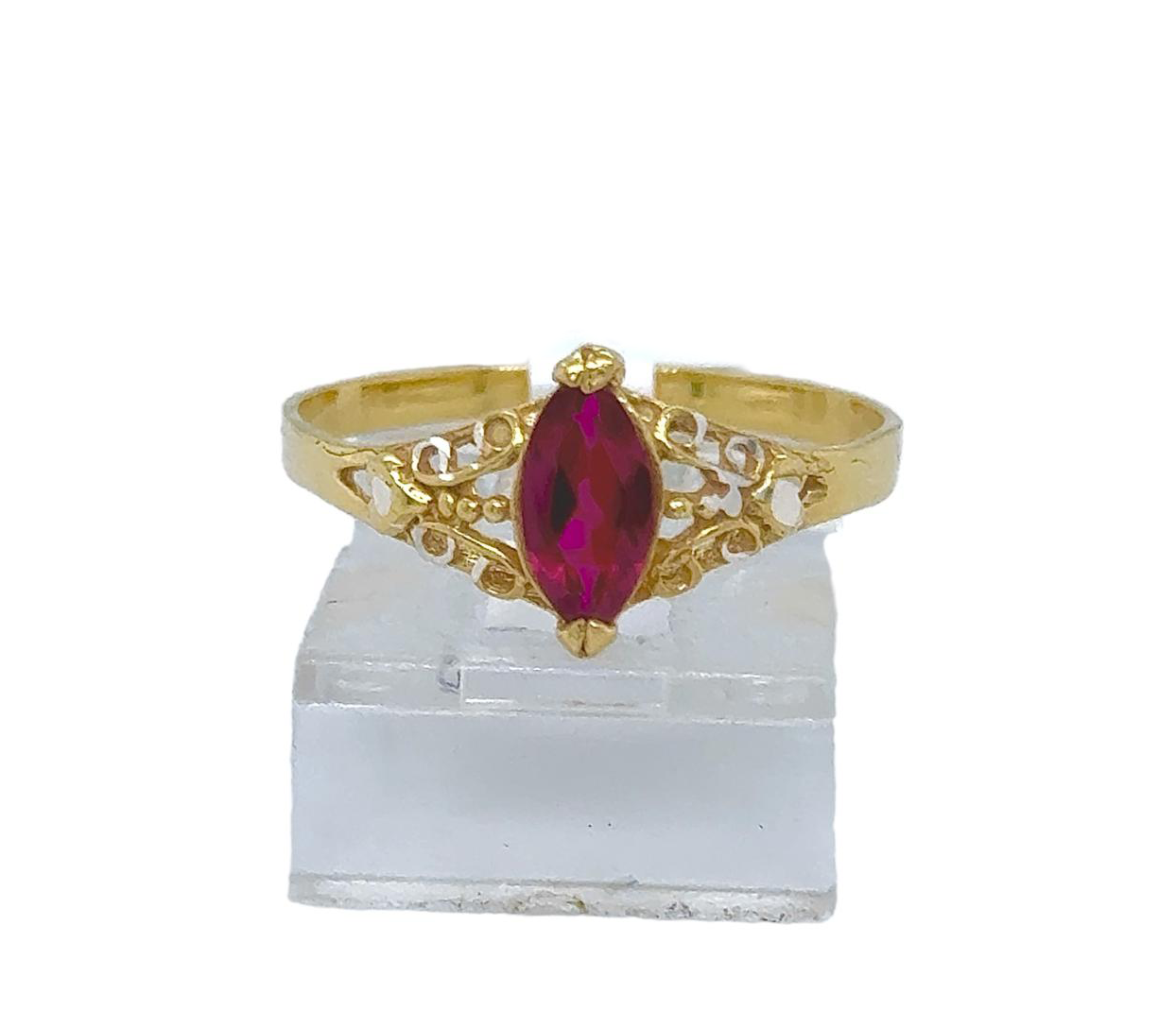 Gold Ladie Ring
