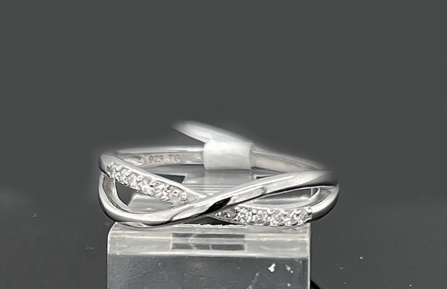 Silver Ladie Ring