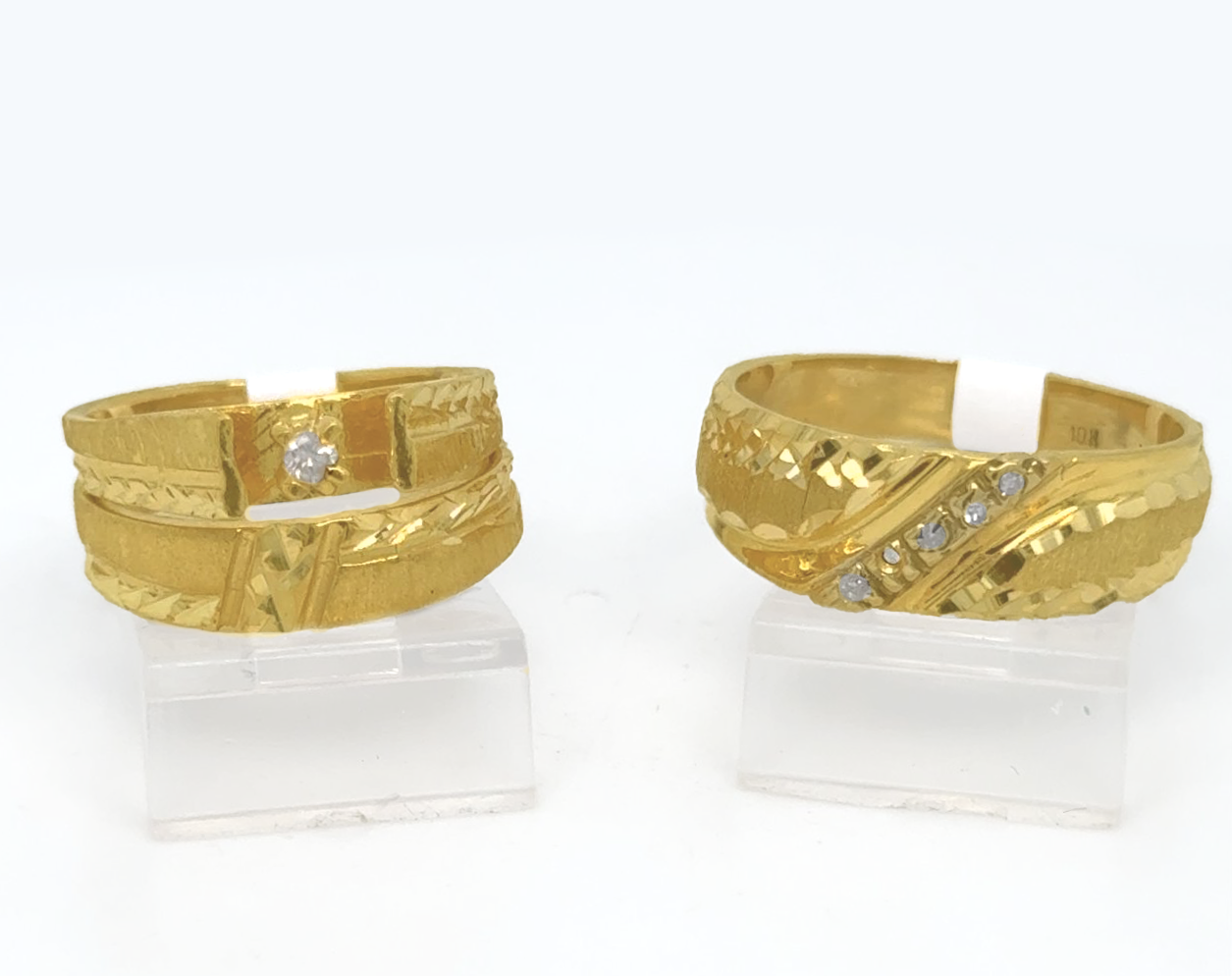 Gold His and Her Wedding Set