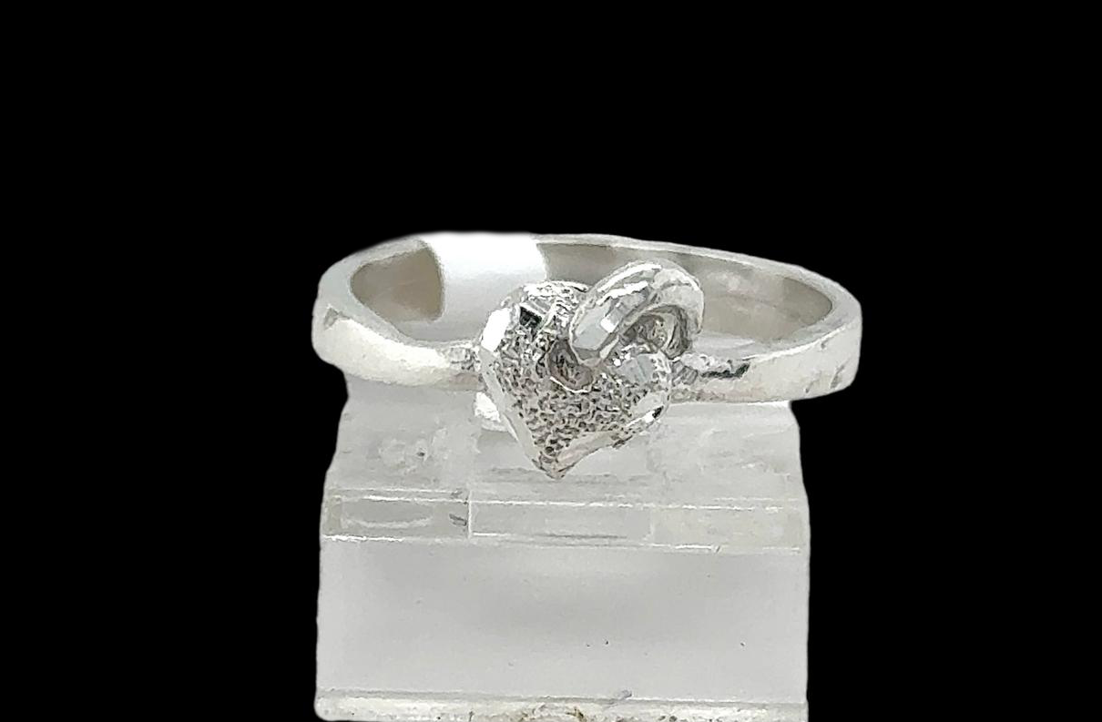 Silver Ladie Ring