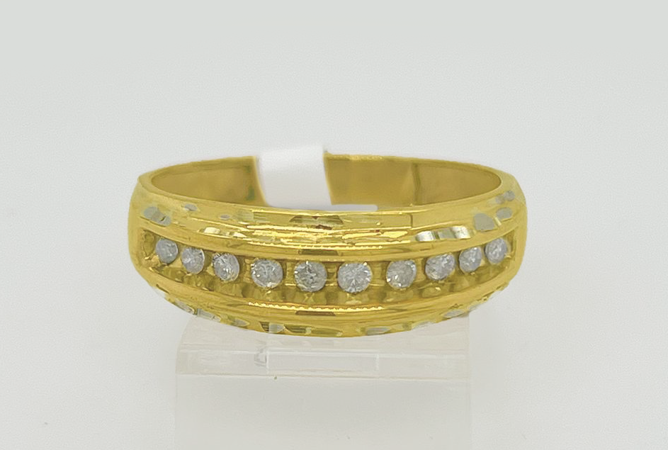 Gold Gent Wedding Ring