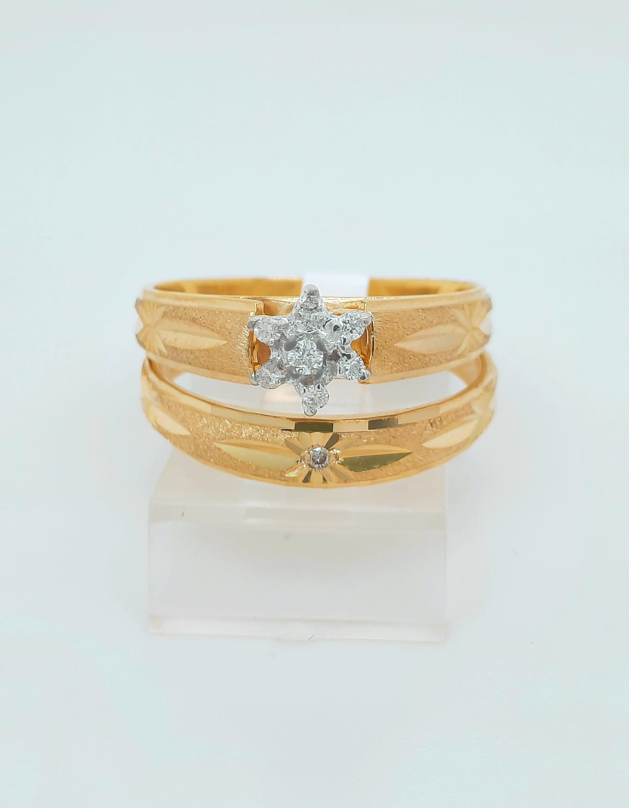 2PC Gold Wedding Ring