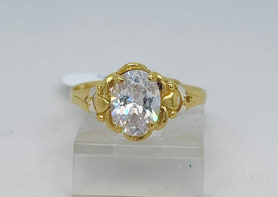 Gold Ladie Ring