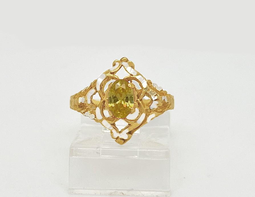 Gold Ladie Ring