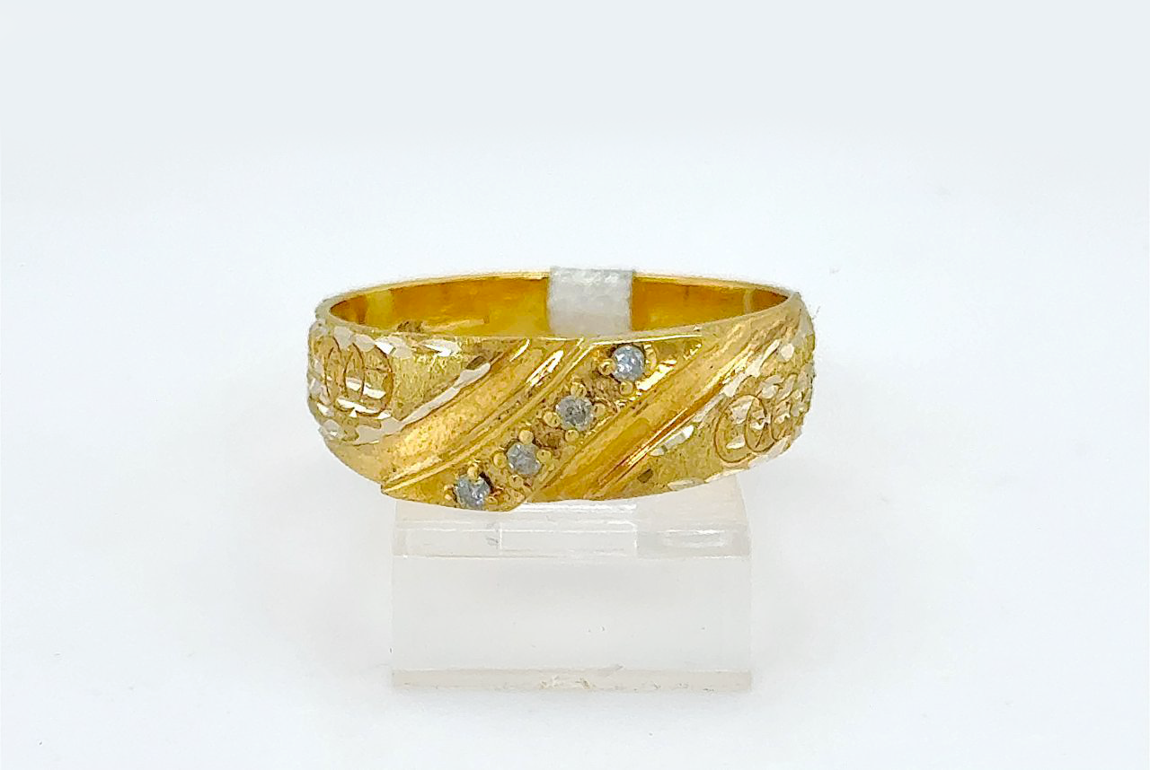 Gold Gent Wedding Ring