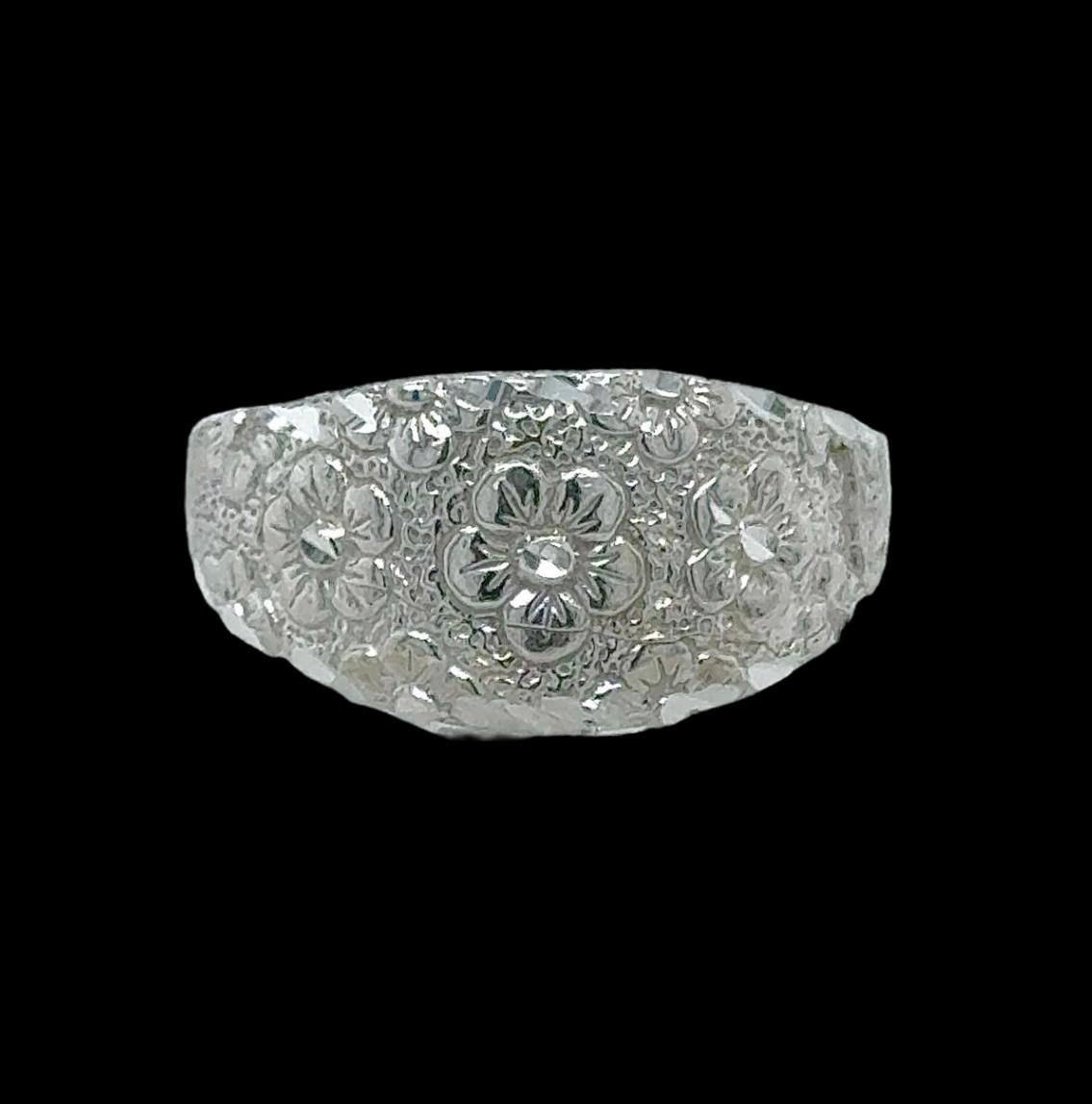 Silver Ladie Ring
