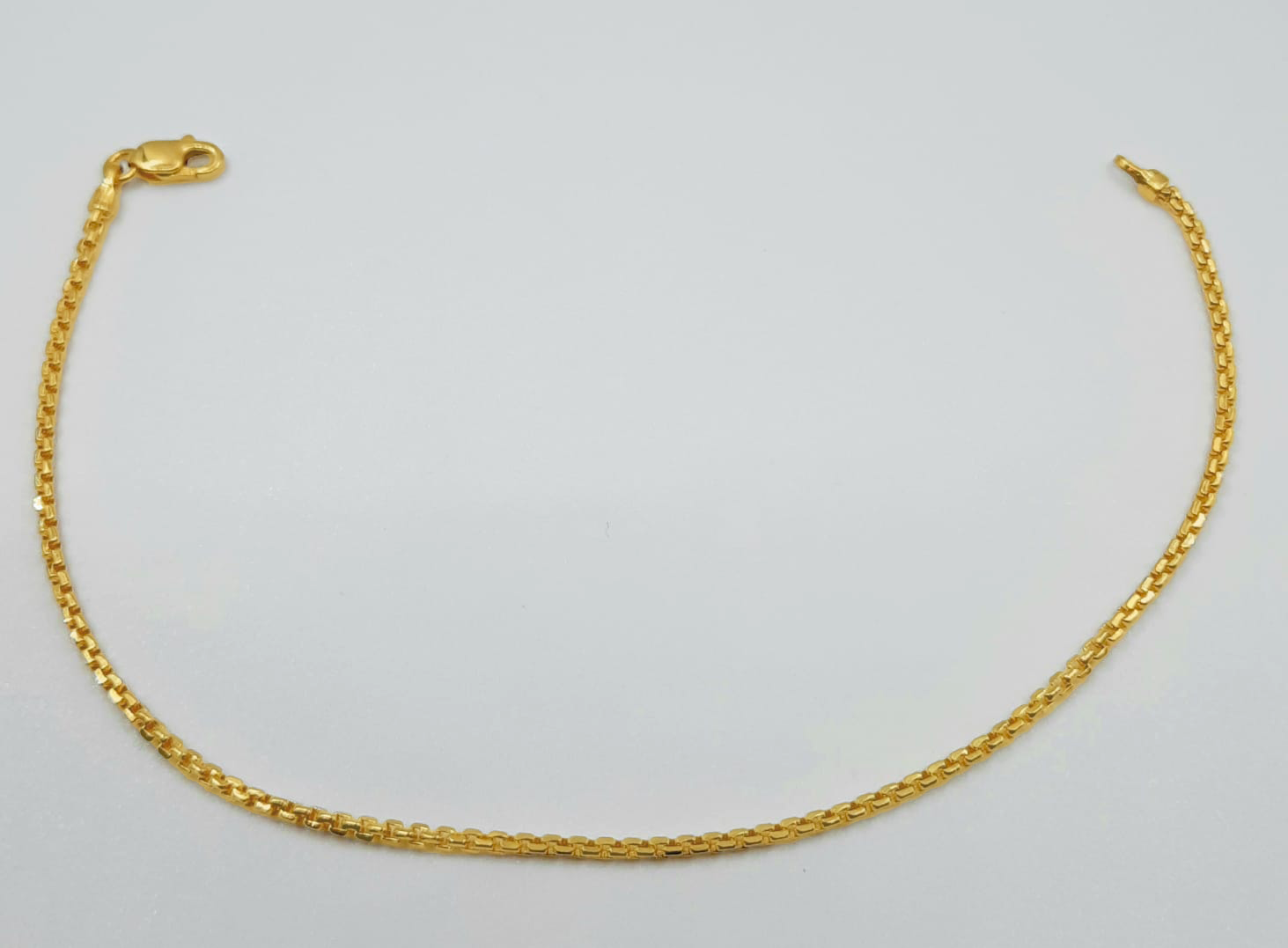 Gold Ladie Hand Band