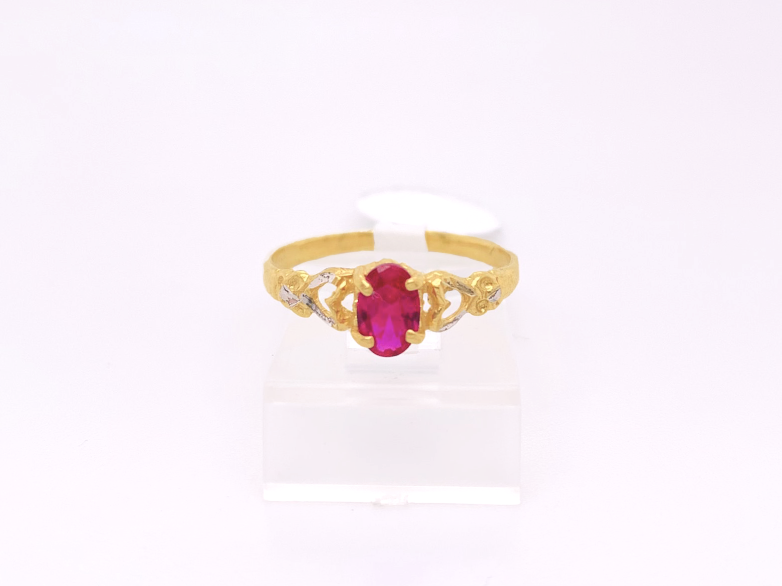 Gold Ladie Ring