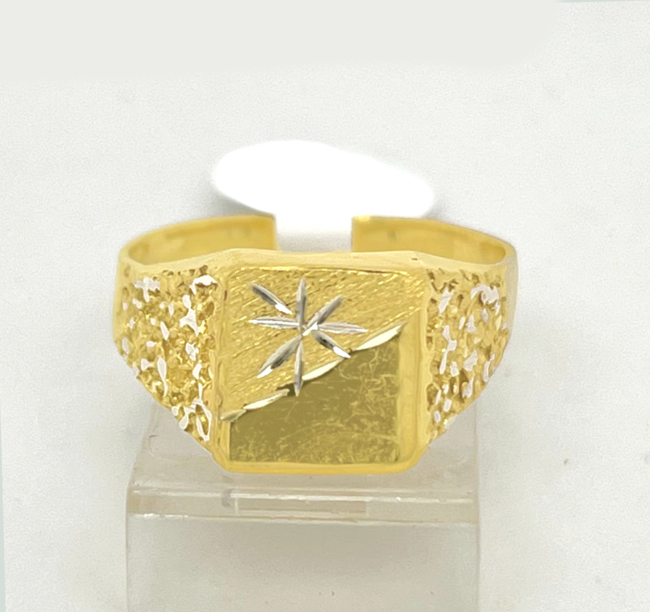 Gold Gent Ring