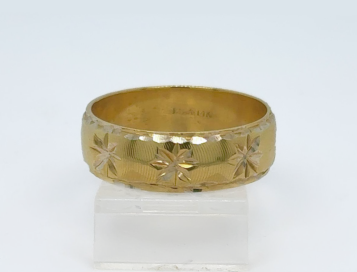 Gold Gent Wedding Ring
