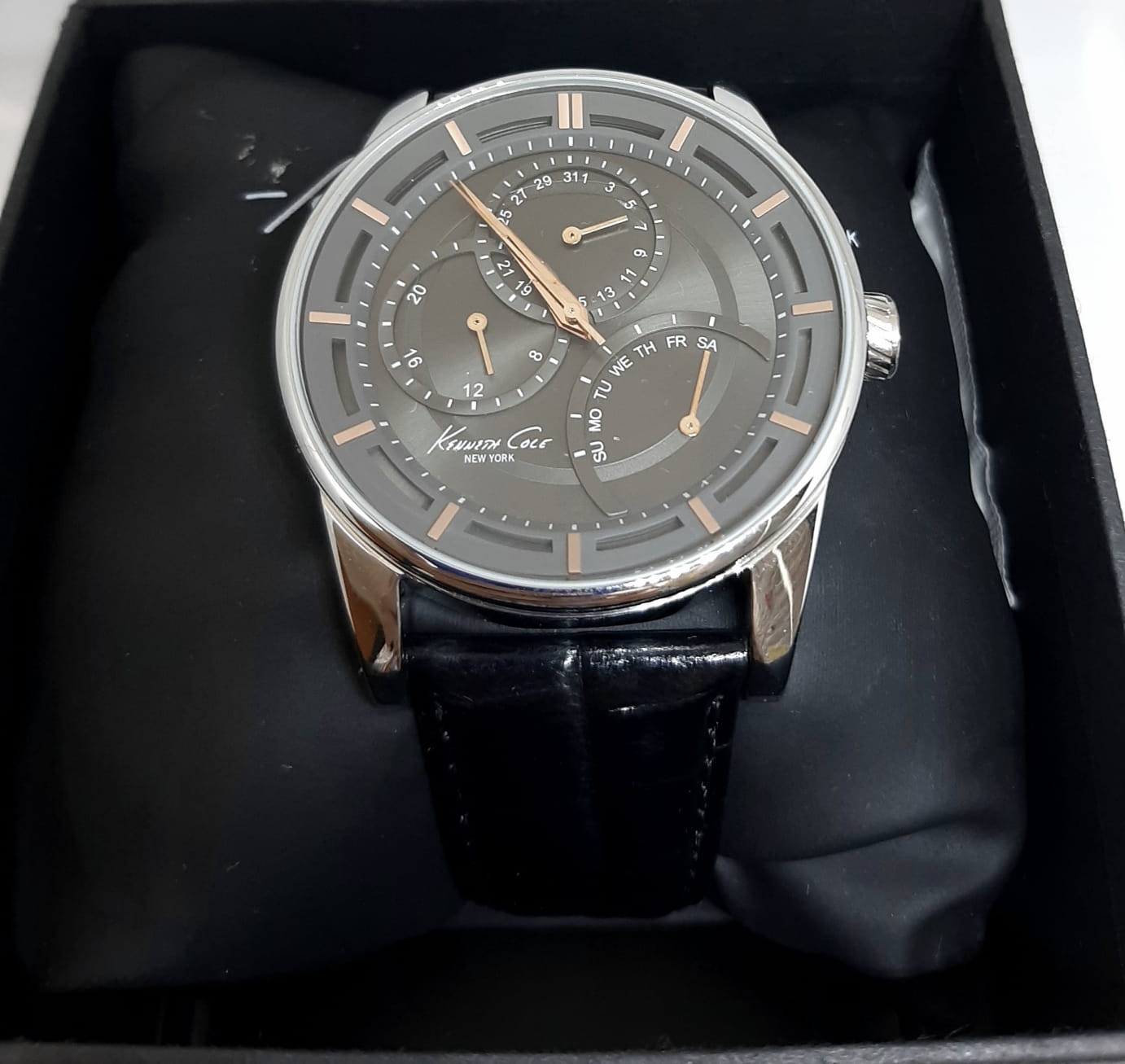 Kenneth Cole